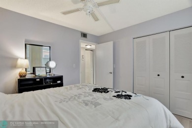 BEAUTIFUL VIEW BEAUTIFUL KITCHEN WASHER DRYER IN UNIT. STAINLESS on Oriole Golf and Tennis Club in Florida - for sale on GolfHomes.com, golf home, golf lot