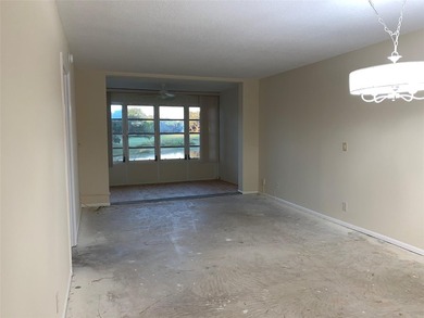 This is a lovely condo located in the well sort after community on Pine Island Ridge Country Club in Florida - for sale on GolfHomes.com, golf home, golf lot