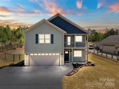 Discover your dream home in Edgewater! This inviting 3 bedroom on Edgewater Golf Club in South Carolina - for sale on GolfHomes.com, golf home, golf lot