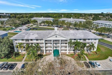 Welcome to this beautifully renovated farmhouse-style condo in on The Country Club At Boca Raton in Florida - for sale on GolfHomes.com, golf home, golf lot