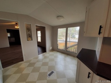 Enjoy lots of space in this newly updated home. Located in a on River Ridge Golf Club in Virginia - for sale on GolfHomes.com, golf home, golf lot