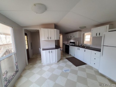 Enjoy lots of space in this newly updated home. Located in a on River Ridge Golf Club in Virginia - for sale on GolfHomes.com, golf home, golf lot