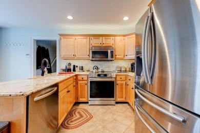 ***THE HOME IN UNDER CONTRACT WITH A GA 24 HOUR KICKOUT CLAUSE on Nob North Golf Course in Georgia - for sale on GolfHomes.com, golf home, golf lot