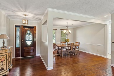 Located in White Plains Subdivision on the golf course, this 3BR on White Plains Golf Course in Tennessee - for sale on GolfHomes.com, golf home, golf lot