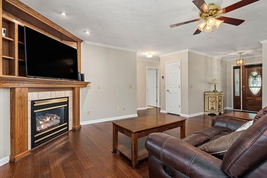 Located in White Plains Subdivision on the golf course, this 3BR on White Plains Golf Course in Tennessee - for sale on GolfHomes.com, golf home, golf lot