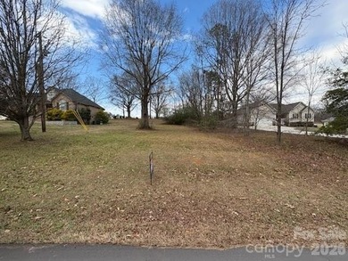 Located in the *WOODBRIDGE COMMUNITY*, Cleveland County, North on Woodbridge Golf Links in North Carolina - for sale on GolfHomes.com, golf home, golf lot