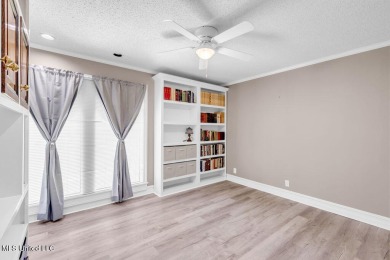 Rare find! This charming 3 bedroom 2 bath condo in Lanai Village on Diamondhead Country Club in Mississippi - for sale on GolfHomes.com, golf home, golf lot
