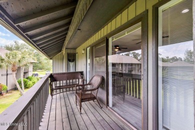 Rare find! This charming 3 bedroom 2 bath condo in Lanai Village on Diamondhead Country Club in Mississippi - for sale on GolfHomes.com, golf home, golf lot