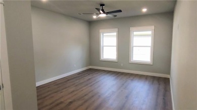 Beautiful New Custom Home in Bella Vista! Situated on a .33-acre on Bella Vista - Metfield Golf Complex and Country Club in Arkansas - for sale on GolfHomes.com, golf home, golf lot