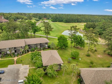 Rare find! This charming 3 bedroom 2 bath condo in Lanai Village on Diamondhead Country Club in Mississippi - for sale on GolfHomes.com, golf home, golf lot