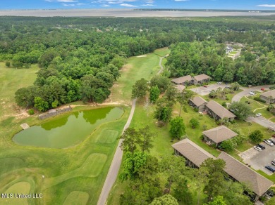 Rare find! This charming 3 bedroom 2 bath condo in Lanai Village on Diamondhead Country Club in Mississippi - for sale on GolfHomes.com, golf home, golf lot