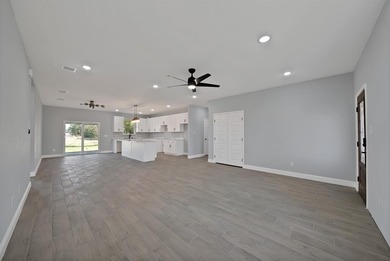 Beautiful new construction with 3 bedrooms, 3 full bathrooms on The Club At Runaway Bay in Texas - for sale on GolfHomes.com, golf home, golf lot