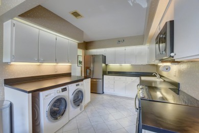 This bright 2nd floor 3 BR/2BTH convertible condo with fantastic on Hunters Run Golf and Country Club in Florida - for sale on GolfHomes.com, golf home, golf lot