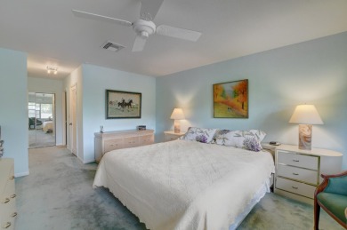 This bright 2nd floor 3 BR/2BTH convertible condo with fantastic on Hunters Run Golf and Country Club in Florida - for sale on GolfHomes.com, golf home, golf lot