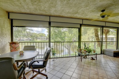 This bright 2nd floor 3 BR/2BTH convertible condo with fantastic on Hunters Run Golf and Country Club in Florida - for sale on GolfHomes.com, golf home, golf lot