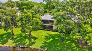 This bright 2nd floor 3 BR/2BTH convertible condo with fantastic on Hunters Run Golf and Country Club in Florida - for sale on GolfHomes.com, golf home, golf lot