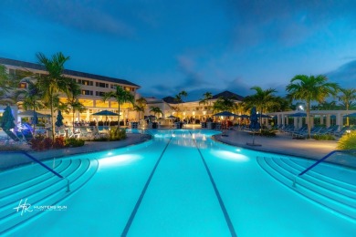 This bright 2nd floor 3 BR/2BTH convertible condo with fantastic on Hunters Run Golf and Country Club in Florida - for sale on GolfHomes.com, golf home, golf lot