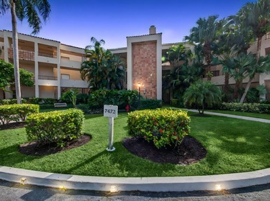 Immaculate 2BD/2BA in sought-after La Paz at Boca Pointe, an on Boca Pointe Country Club in Florida - for sale on GolfHomes.com, golf home, golf lot