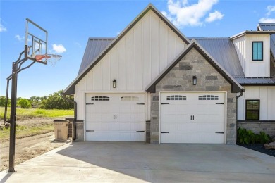 Welcome to the home you've been waiting for! This stunning on Hideout Golf Club and Resort  in Texas - for sale on GolfHomes.com, golf home, golf lot