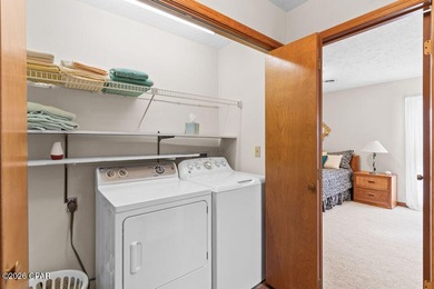 Welcome to 1945 Shenandoah Blvd., a well-maintained 3-bedroom on Sunny Hills Golf and Country Club in Florida - for sale on GolfHomes.com, golf home, golf lot