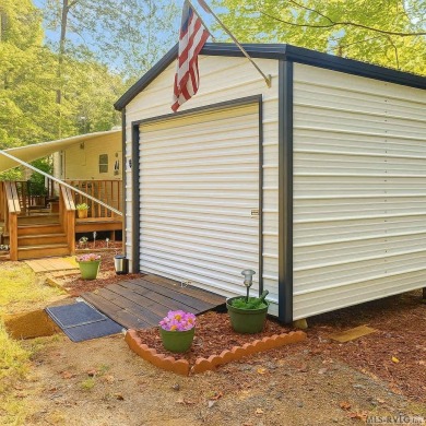 Come check out this camper in the coveted River Ridge Golf and on River Ridge Golf Club in Virginia - for sale on GolfHomes.com, golf home, golf lot