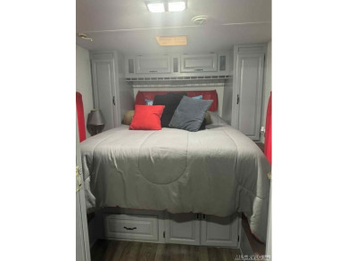 Come check out this camper in the coveted River Ridge Golf and on River Ridge Golf Club in Virginia - for sale on GolfHomes.com, golf home, golf lot