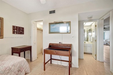 Leisureville 55+ active Seniors community. No Land Lease. Light on Leisureville Community Association in Florida - for sale on GolfHomes.com, golf home, golf lot