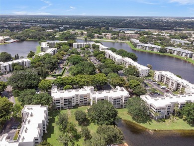 PRICE DROP !!! Here is your chance to live in a waterfront on Pine Island Ridge Country Club in Florida - for sale on GolfHomes.com, golf home, golf lot