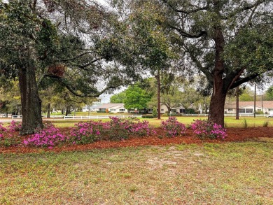 All reasonable offers will be consider by the sellers. Welcome on On Top of the World Golf Course in Florida - for sale on GolfHomes.com, golf home, golf lot
