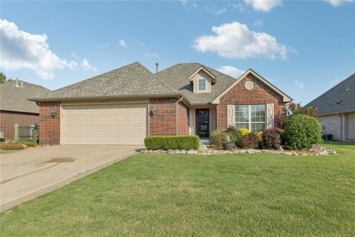 Beautifully updated and maintained home in the sought-after on Battle Creek Golf Course in Oklahoma - for sale on GolfHomes.com, golf home, golf lot