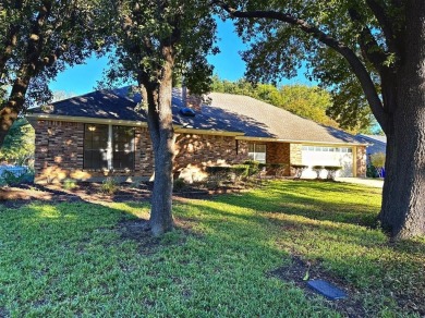 NEW ROOF being installed. Nestled in the prestigious Walnut on Walnut Creek Country Club in Texas - for sale on GolfHomes.com, golf home, golf lot