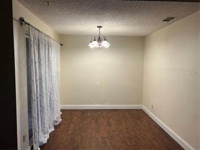 Exceptional Value with Investment Potential in Weeki Wachee!
 on Heather Golf and Country Club in Florida - for sale on GolfHomes.com, golf home, golf lot