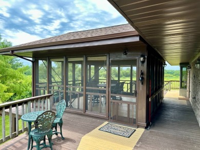 Imagine the ultimate home and dream property that you have been on Country View Golf Course in Illinois - for sale on GolfHomes.com, golf home, golf lot