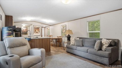 Brand New, Fully Furnished 2 Bedroom, 2 Bath Home.Move right in on Tanglewood Shores Golf Club in Virginia - for sale on GolfHomes.com, golf home, golf lot
