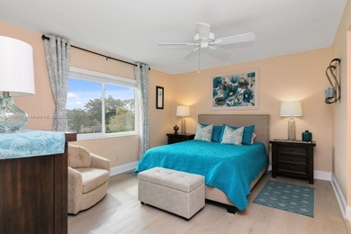 Just Listed!! Top Floor, Corner Unit, spacious and open with on Sunrise Lakes Phase III in Florida - for sale on GolfHomes.com, golf home, golf lot