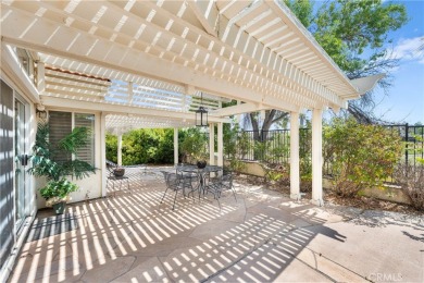 Welcome home to 40376 Via Estrada, located in Murrieta's premier on California Oaks Golf Course in California - for sale on GolfHomes.com, golf home, golf lot