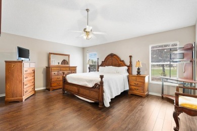 MINUTES TO SUMTER LANDING!! Welcome to this spacious 3-bedroom on The Links of Spruce Creek in Florida - for sale on GolfHomes.com, golf home, golf lot
