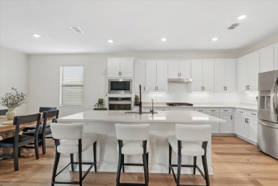 Under contract-accepting backup offers. PRIME LOCATION, HIGHLY on Lakewood National Golf Club in Florida - for sale on GolfHomes.com, golf home, golf lot