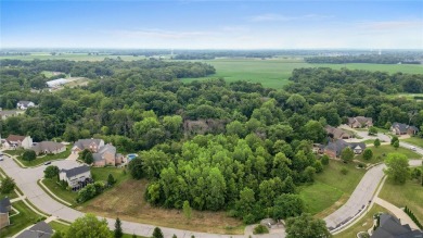 LOOKING FOR A HOME IN A GOLF COMMUNITY? WHY NOT BUILD YOUR DREAM on Far Oaks Golf Club in Illinois - for sale on GolfHomes.com, golf home, golf lot