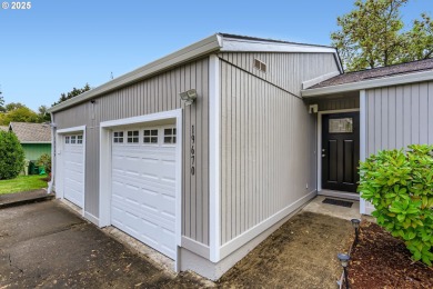 Welcome to this well-maintained single-level duplex, offering an on  in Oregon - for sale on GolfHomes.com, golf home, golf lot