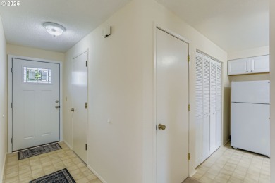 Welcome to this well-maintained single-level duplex, offering an on  in Oregon - for sale on GolfHomes.com, golf home, golf lot