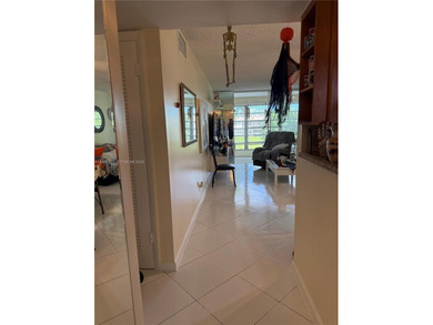 Great one bedroom updated and in a resort like community with on Sunrise Lakes Phase IV Golf Course in Florida - for sale on GolfHomes.com, golf home, golf lot