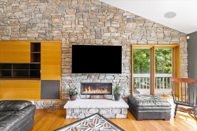 Positioned in the Highly Coveted Lincolnshire Subdivision! This on Lincolnshire Fields Country Club in Illinois - for sale on GolfHomes.com, golf home, golf lot