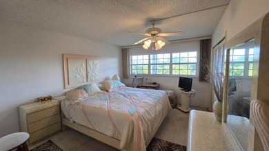 Spacious 2BR/2BA condo in desirable Palm Aire with beautiful on Palm-Aire Country Club and Resort - The Oaks in Florida - for sale on GolfHomes.com, golf home, golf lot
