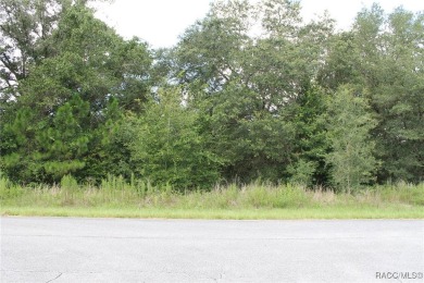 Nice building lot located in the booming area of Citrus Springs on Citrus Springs Country Club in Florida - for sale on GolfHomes.com, golf home, golf lot