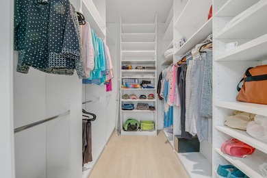 Welcome to this Lenox model with exceptional curb appeal on Mountain Vista Golf Course At Sun City Palm Desert in California - for sale on GolfHomes.com, golf home, golf lot