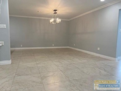 STUNNING 5 bedroom, 4.5 bath open concept with a kitchen that on Harlingen Country Club in Texas - for sale on GolfHomes.com, golf home, golf lot