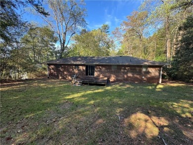 Welcome Home to 2903 Vogue Drive! This charming 3 bedroom, 1.5 on West Pines Golf Club in Georgia - for sale on GolfHomes.com, golf home, golf lot