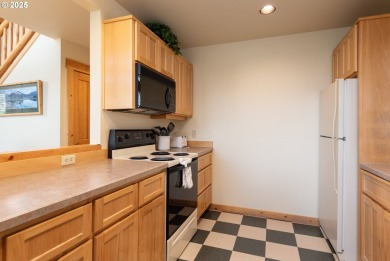 his charming chalet-style home offers a perfect blend of rustic on Eagle Crest Golf Resort - Resort Course in Oregon - for sale on GolfHomes.com, golf home, golf lot