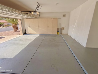 Beautiful golf course home in adult community with vaulted on Cottonwood Country Club in Arizona - for sale on GolfHomes.com, golf home, golf lot